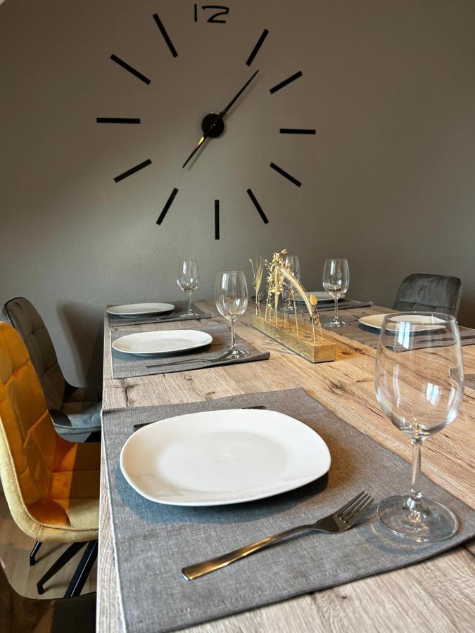 Modernes In Stadionnaehe Apartment *